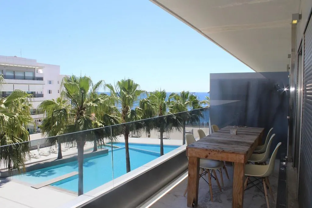 Royal Beach Luxury Apartments イビサ・タウン