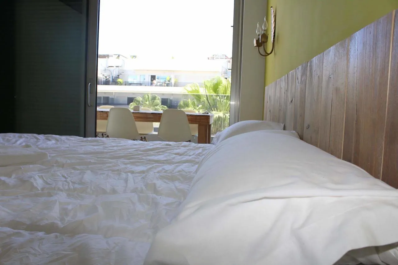 Royal Beach Luxury Apartments イビサ・タウン